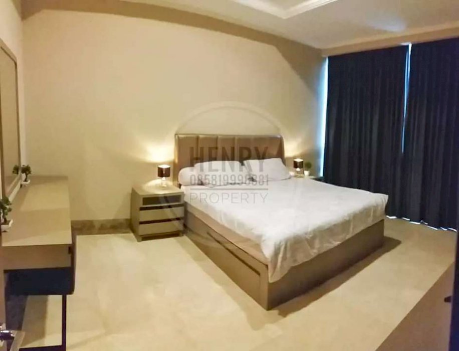 DISTRICT 8 SUDIRMAN For Rent 2+1BR Full Furnish High Floor