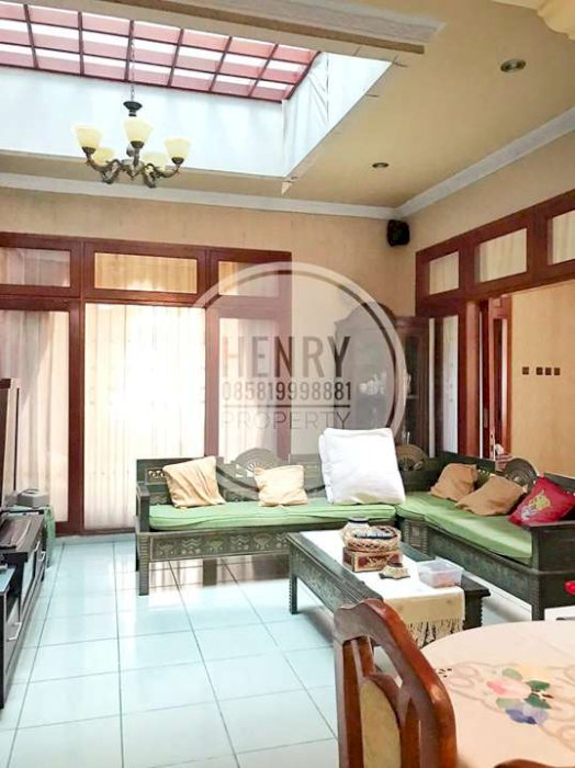 Rumah Sudah Renov 2 Lantai Dekat Sumarecon Mall Serpong + Pasar Modern