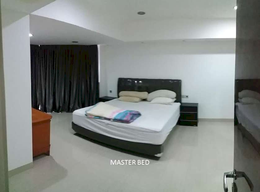 Taman Anggrek Condominium 4 Kamar Baru Di Renov Harga Murah Hanya 3.8M