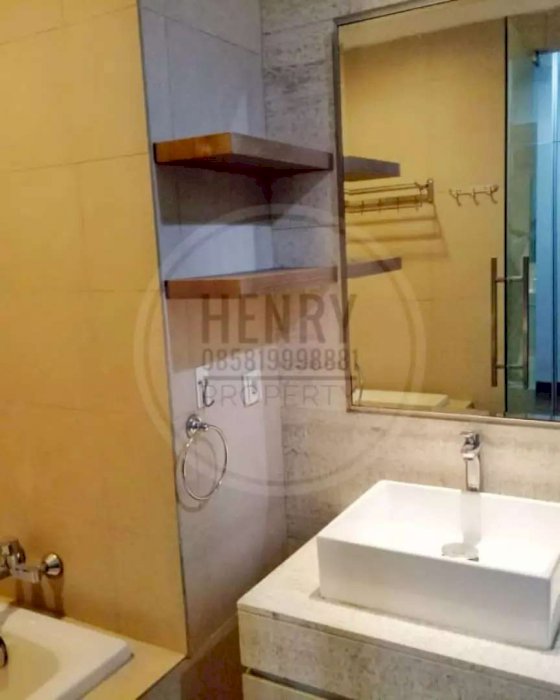 RESIDENCE 8 SCBD For Rent 2+1 BR Full Furnish Best View High Floor
