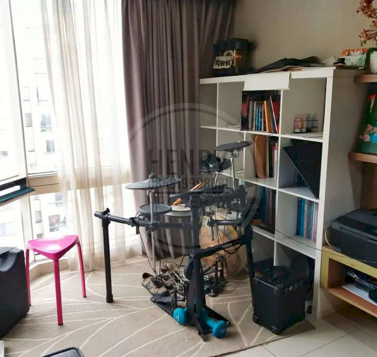 TAMAN ANGGREK CONDOMINIUM 2+1BR Sdh Renov Full Furnish Lantai Atas