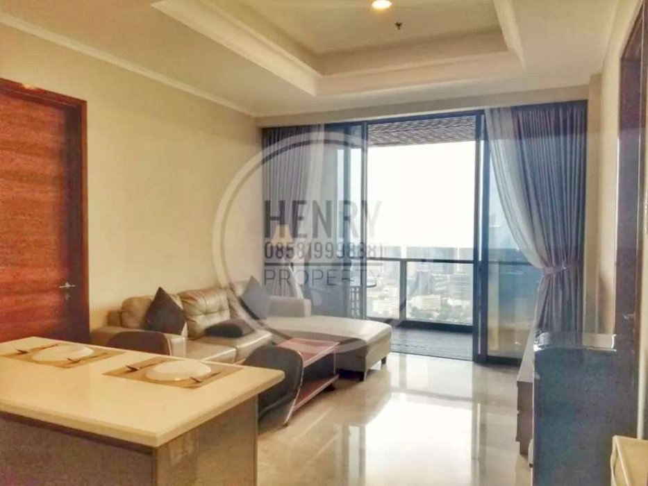 APARTMENT DISTRICT 8 For Rent 2+1BR Full Furnish Mid Floor City View