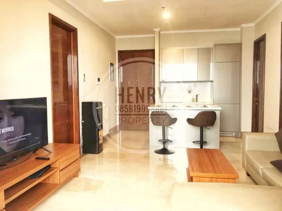 APARTMENT DISTRICT 8 For Rent 2+1BR Full Furnish Mid Floor City View