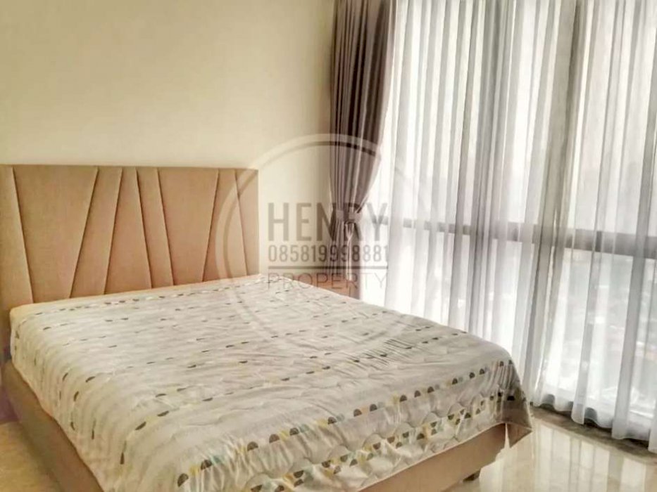APARTMENT DISTRICT 8 For Rent 2+1BR Full Furnish Mid Floor City View