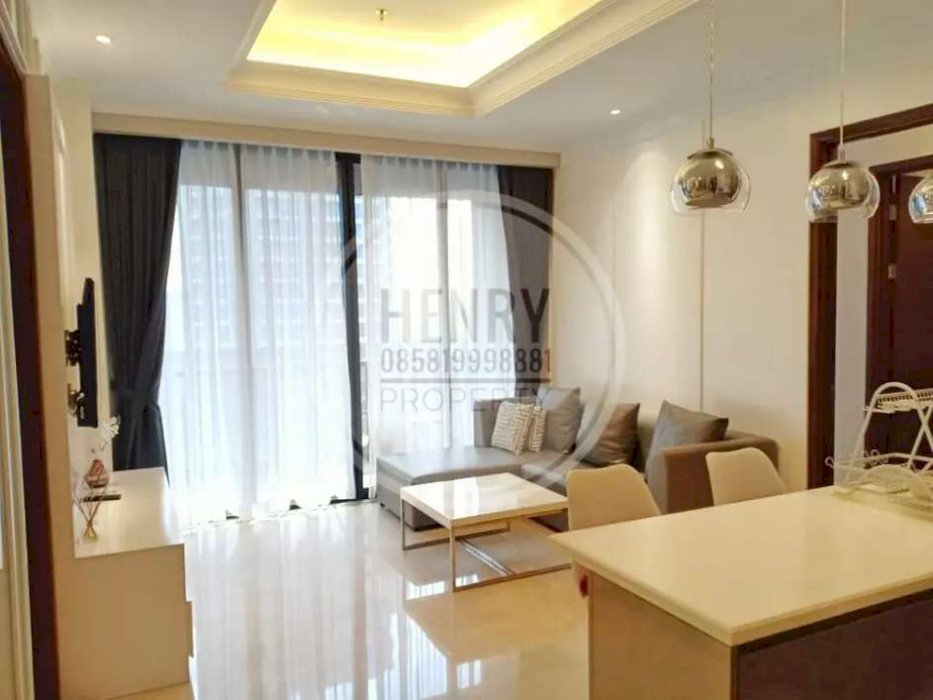 APARTMENT DISTRICT 8 For Rent 2+1 BR City View Full Furnish Mid Floor
