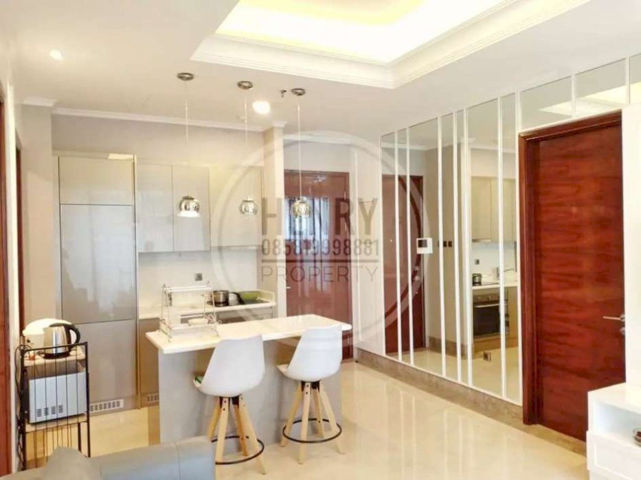 APARTMENT DISTRICT 8 For Rent 2+1 BR City View Full Furnish Mid Floor