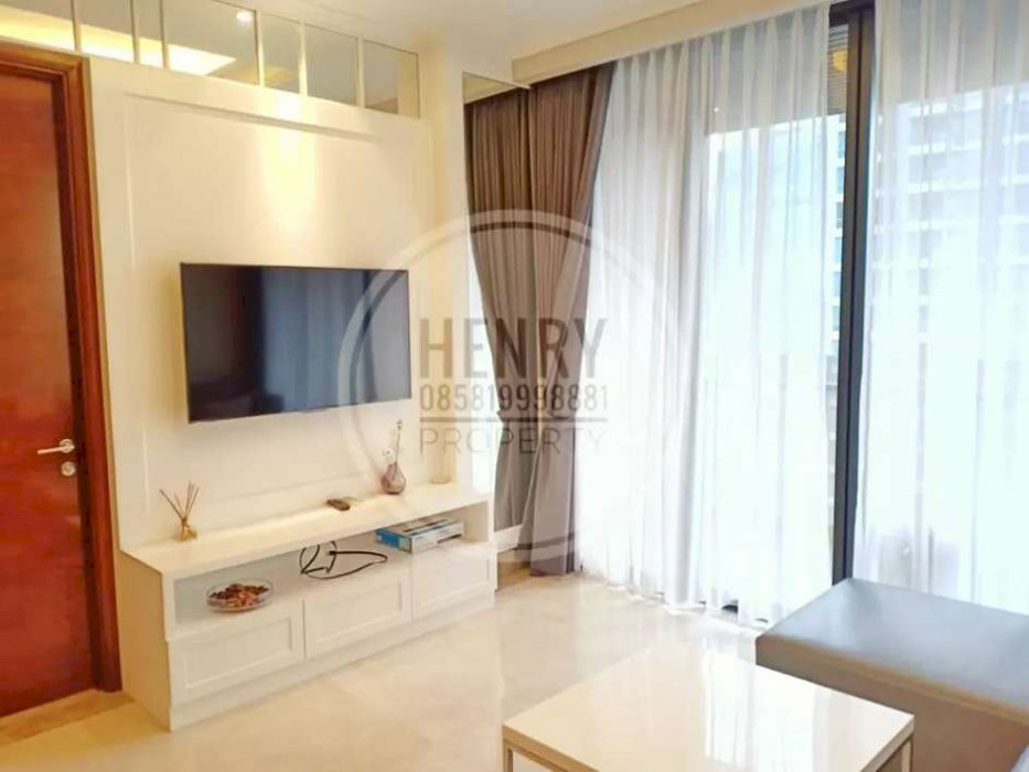 APARTMENT DISTRICT 8 For Rent 2+1 BR City View Full Furnish Mid Floor