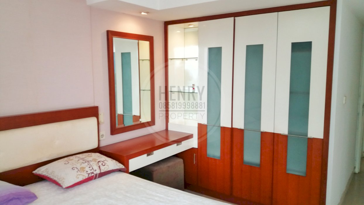 Taman Anggrek Condominium Dijual Cepat 2+1BR City View High Floor