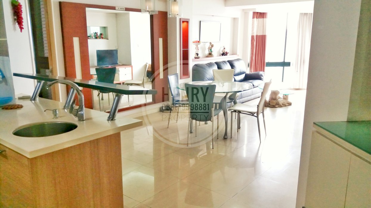 Taman Anggrek Condominium Dijual Cepat 2+1BR City View High Floor