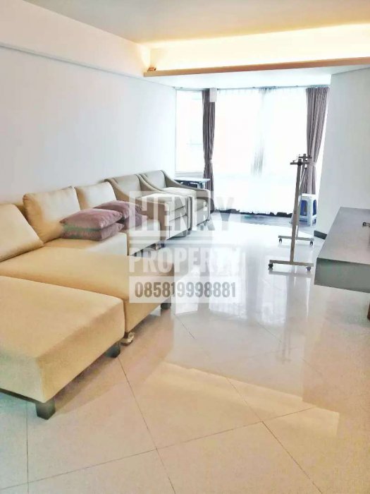APARTMENT TAMAN ANGGREK CONDO Dibawah Harga Market unit 3+1BR High Fl