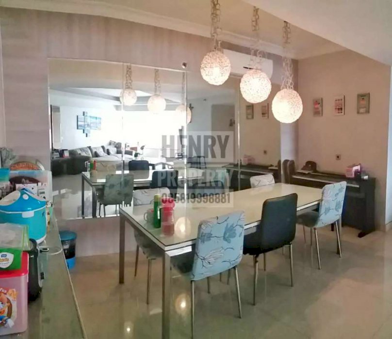 TAMAN ANGGREK CONDOMINIUM For Sale 3+1BR Full Furnish Mid Floor