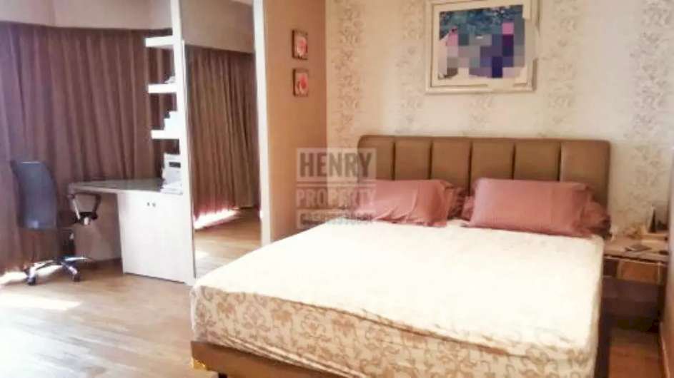 TAMAN ANGGREK CONDOMINIUM For Sale 3+1BR Full Furnish Mid Floor