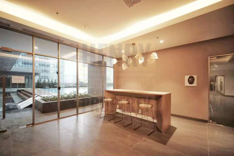 Di Jual Brand New Apartement dekat Shopping Mall, Perkantoran &amp; Bisnis
