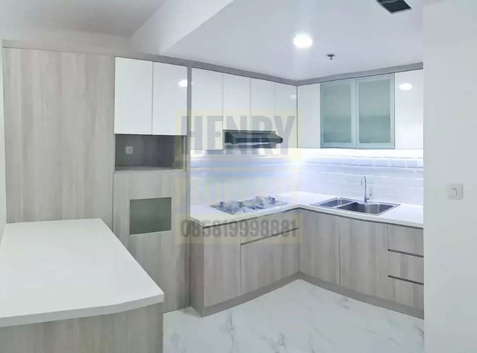 TAMAN ANGGREK CONDOMINIUM Baru Renov 2+1BR Lantai Rendah Semi Furnish