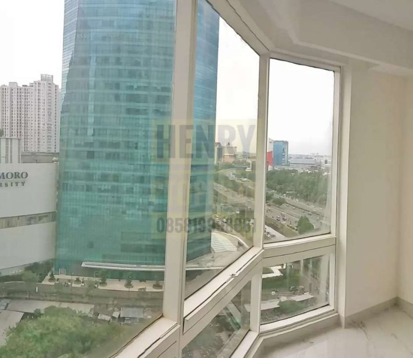 TAMAN ANGGREK CONDOMINIUM Baru Renov 2+1BR Lantai Rendah Semi Furnish