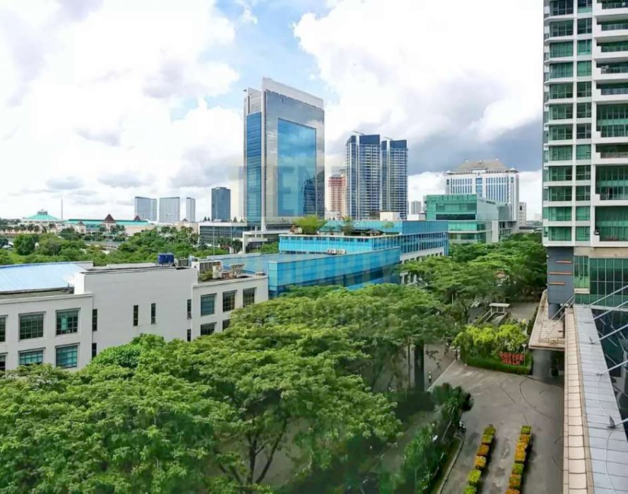 ST. MORITZ JUAL RUGI RP 1 MILYAR 3+1 BR Best View JARANG ADA