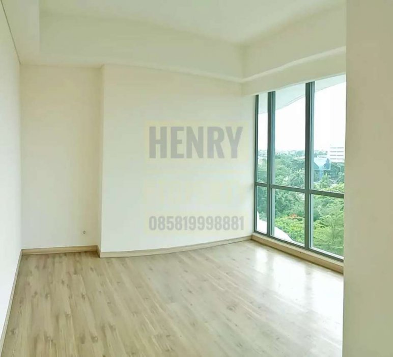 ST. MORITZ JUAL RUGI RP 1 MILYAR 3+1 BR Best View JARANG ADA
