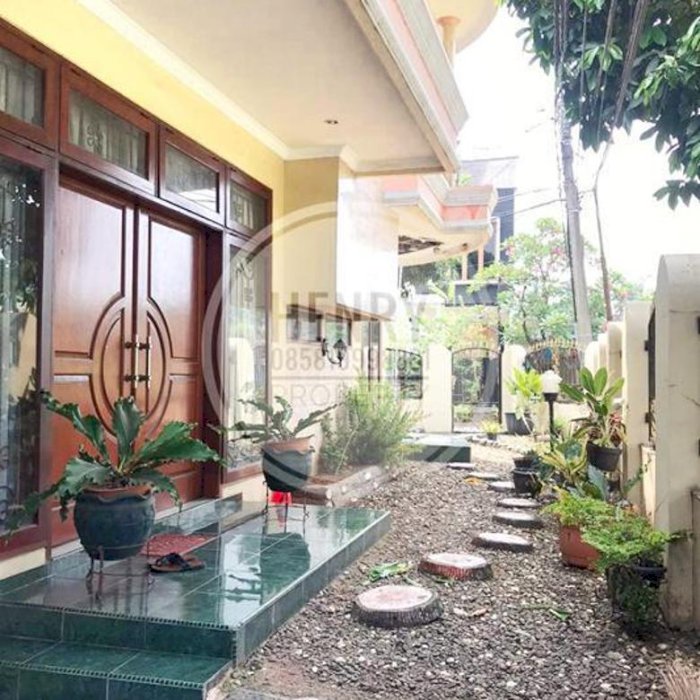 Rumah Sudah Renov 2 Lantai Dekat Sumarecon Mall Serpong Dan Pasar Modern Sinpasa