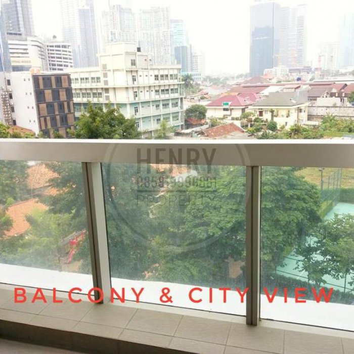 HARGA TERMURAH HANYA RP 4.1M Luas 155m2, 3+1BR Low Floor City View di Ciputra