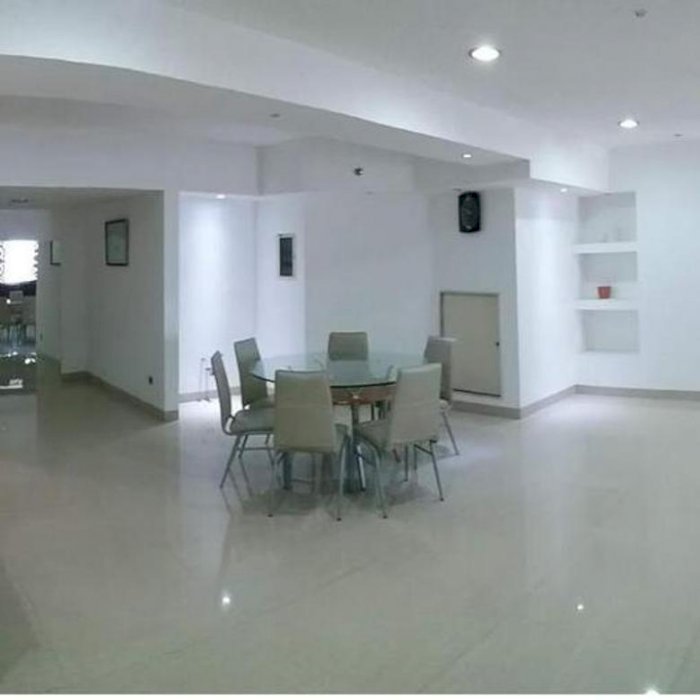 Taman Anggrek Condominium 4 Kamar Baru Di Renov Harga Murah Hanya 3.8M JARANG