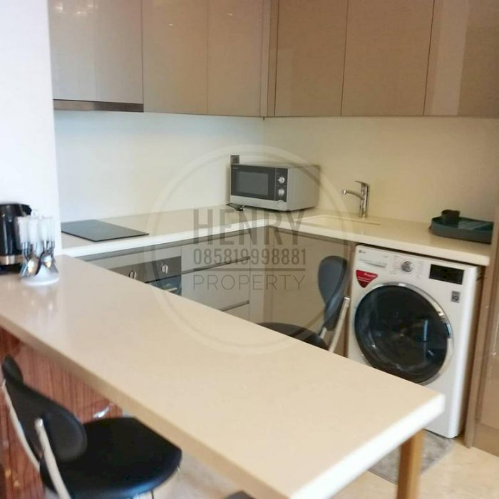District 8 SCBD Sudirmant unit 1 BR Full Furnish Mid Floor Best View