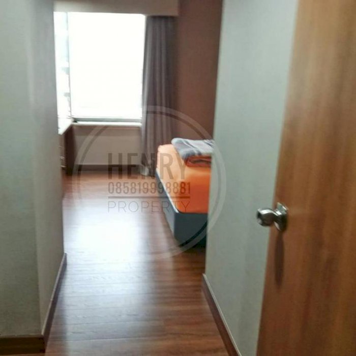 Taman Anggrek Condominiun Unit 2+1BR SUDAH RENOVASI Lantai Atas