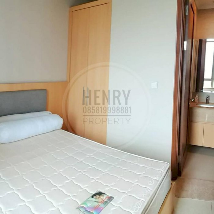 Pool View Mid Floor Full Furnish 3+1 BR Private Lift with Door to unit and more