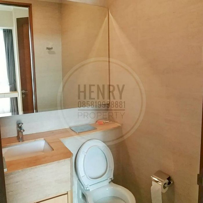 Pool View Mid Floor Full Furnish 3+1 BR Private Lift with Door to unit and more