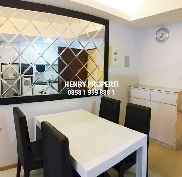 CASA GRANDE RESIDENCE Dijual Cepat 2 Kamar Lantai Tinggi View Pool