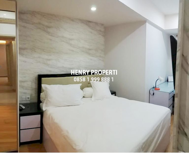 CASA GRANDE RESIDENCE Dijual Cepat 2 Kamar Lantai Tinggi View Pool