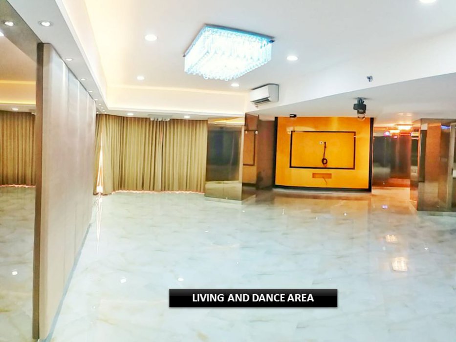 TAMAN ANGGREK CONDOMINIUM a Unit for Living and Hang Out on Dancing
