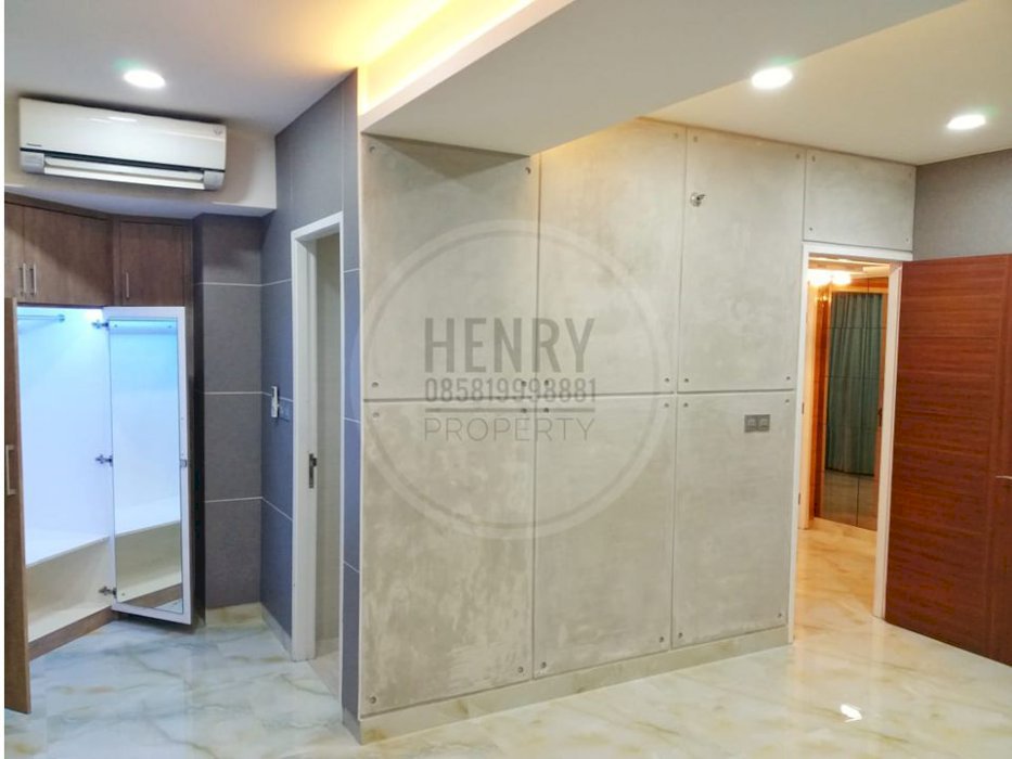 TAMAN ANGGREK CONDOMINIUM a Unit for Living and Hang Out on Dancing