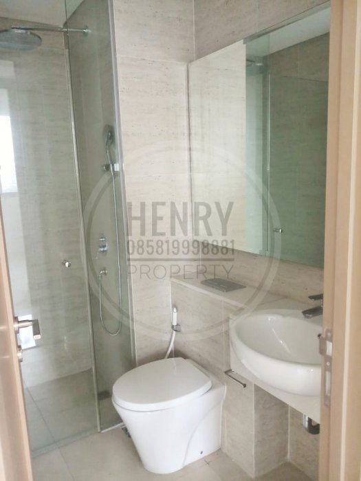 PALING MURAH 2BR - 50m2 - Hadap Selatan di Taman Anggrek Residence