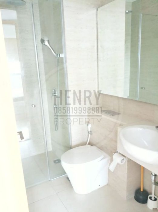 TAMAN ANGGREK RESIDENCE Dijual Cepat Best View 2BR Furnish High Floor