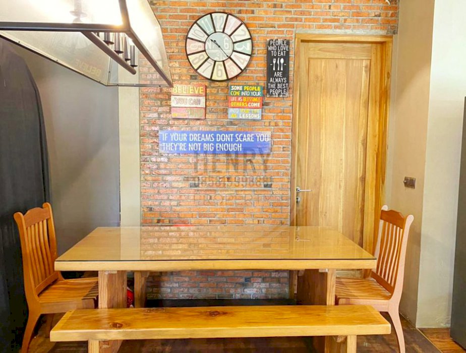 Dijual Cepat Rumah Hoek Mewah di Sernade Lake Gading Serpong