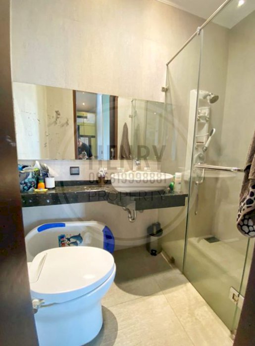 Dijual Cepat Rumah Hoek Mewah di Sernade Lake Gading Serpong