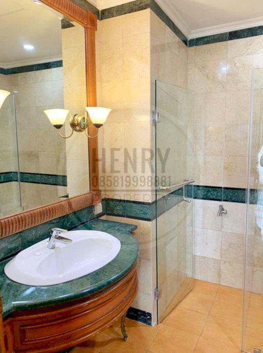 SOMERSET GRAND CITRA For Sale 2BR and 1 Study Room Mid Floor Furnish