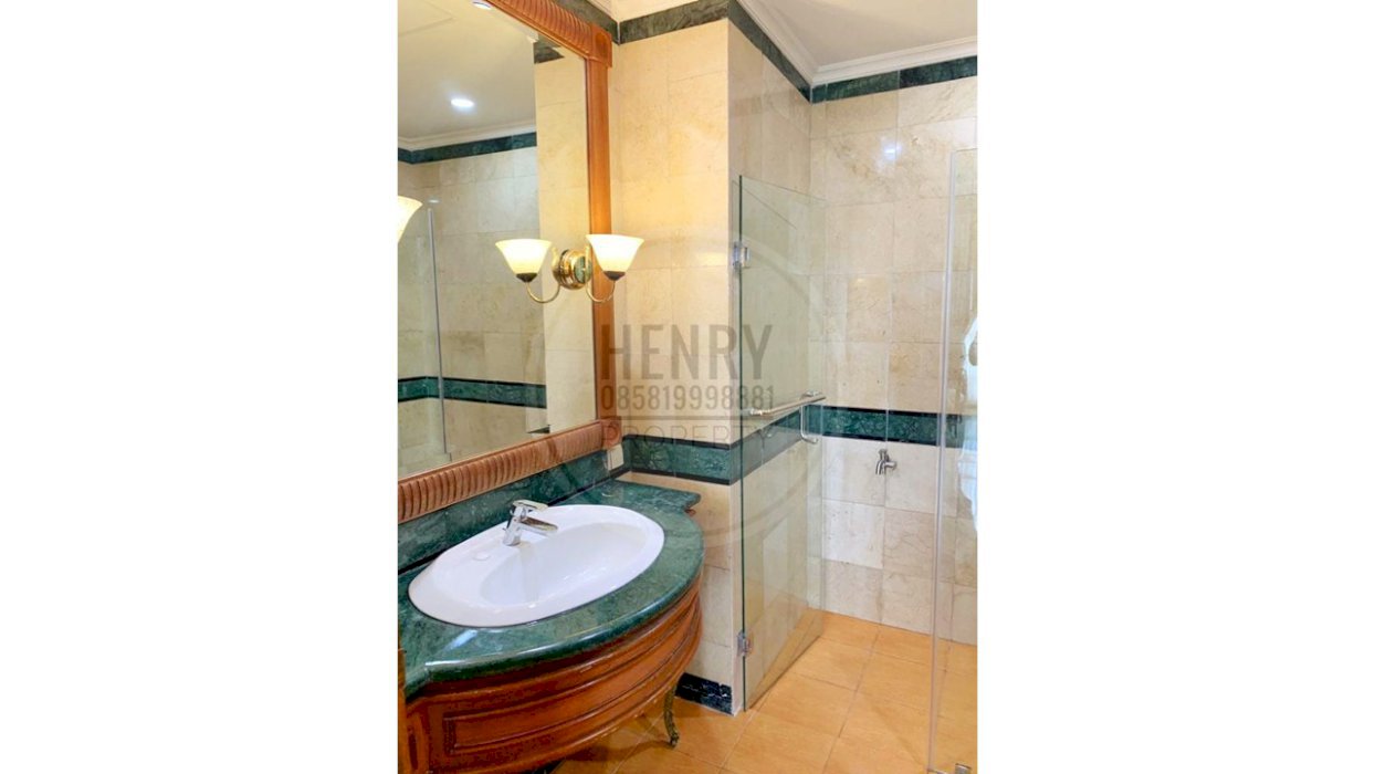 SOMERSET GRAND CITRA For Rent 2BR And 1 Study Room Mid Floor Furnish