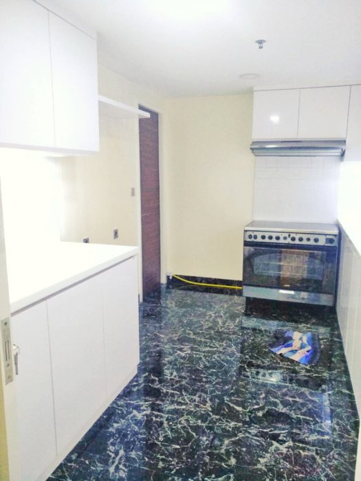Taman Anggrek Condominium Dijual.Cepat Tempat Tinggal & Hang Out