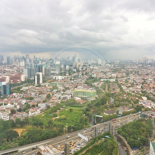 BEST VIEW with BEST PRICE at 3+1BR Renovated Unit Furnish High Floor