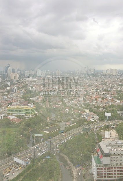 BEST VIEW with BEST PRICE at 3+1BR Renovated Unit Furnish High Floor