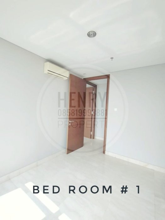 DIJUAL CEPAT Harga Spesial 2+1BR Apartment Windsor Mid Fl City View