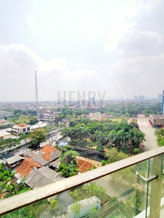 DIJUAL CEPAT Harga Spesial 2+1BR Apartment Windsor Mid Fl City View