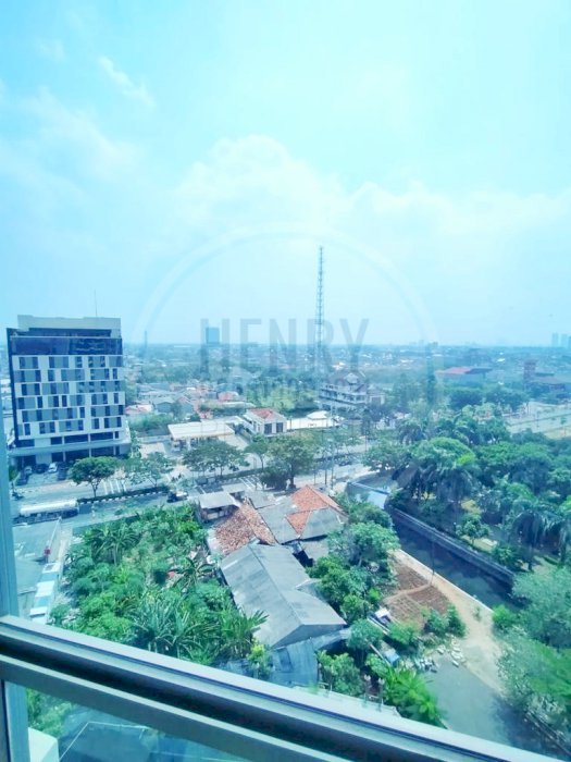 DIJUAL CEPAT Harga Spesial 2+1BR Apartment Windsor Mid Fl City View