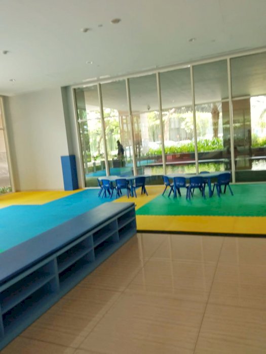 Pondok Indah Residence For Rent 3BR Full Furnish Private Lift Low Fl