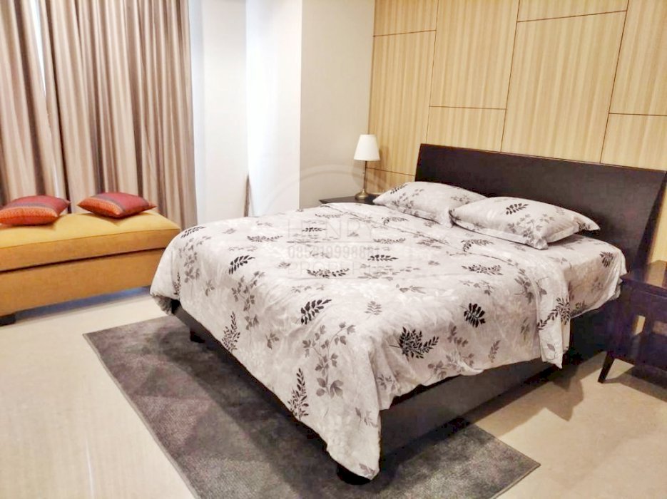 Pondok Indah Residence For Rent 3BR Full Furnish Private Lift Low Fl