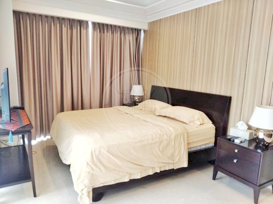 Pondok Indah Residence For Rent 3BR Full Furnish Private Lift Low Fl
