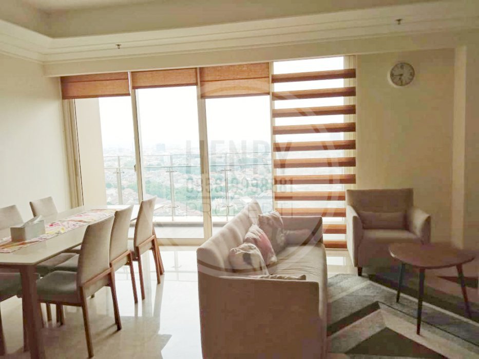 Pondok Indah Residence For Rent 3+1BR Full Furnish Mid Floor City View