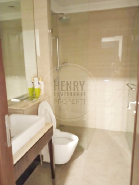Pondok Indah Residence For Rent 3+1BR Full Furnish Mid Floor City View