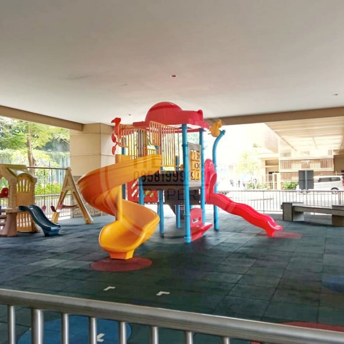 FOR RENT 3+1BR at PONDOK INDAH RESIDENCE Best Unit Ever High Fl City